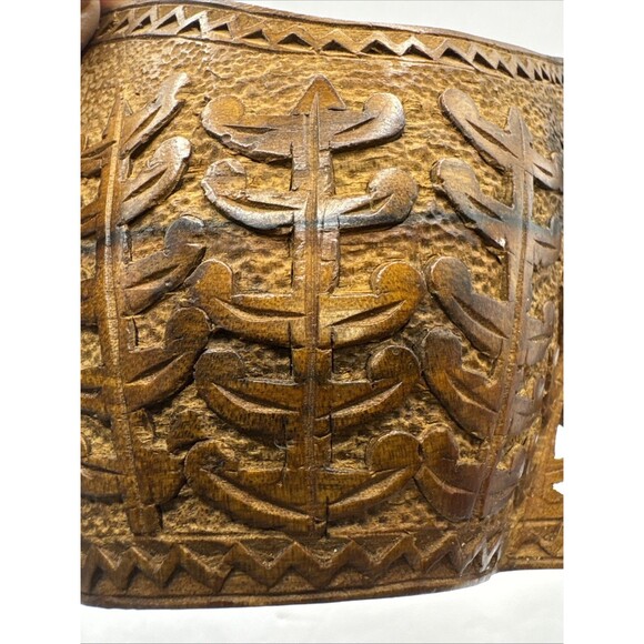 4"H Vtg Hand Carved Wood Wedding Cup Yugoslavia European Balkan Teak Vase Kuksa - Picture 9 of 9